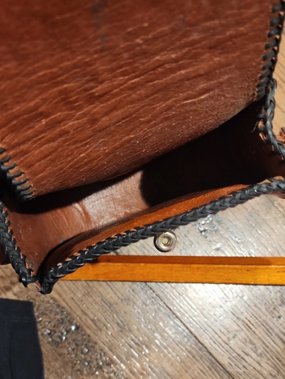 Vtg Hand-Tooled Brown Leather Butterfly Crossbody Bag